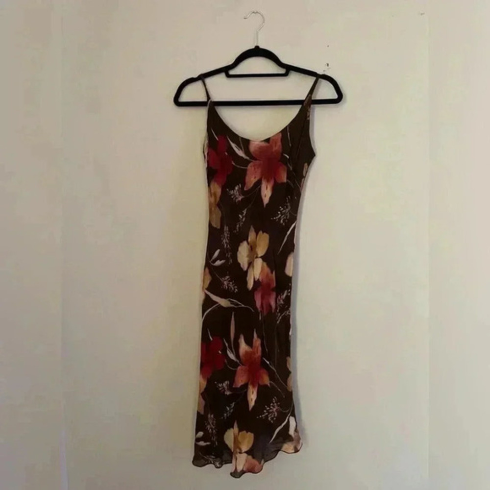 Brown Flower Print Dress​​​​​​​​​​​​​